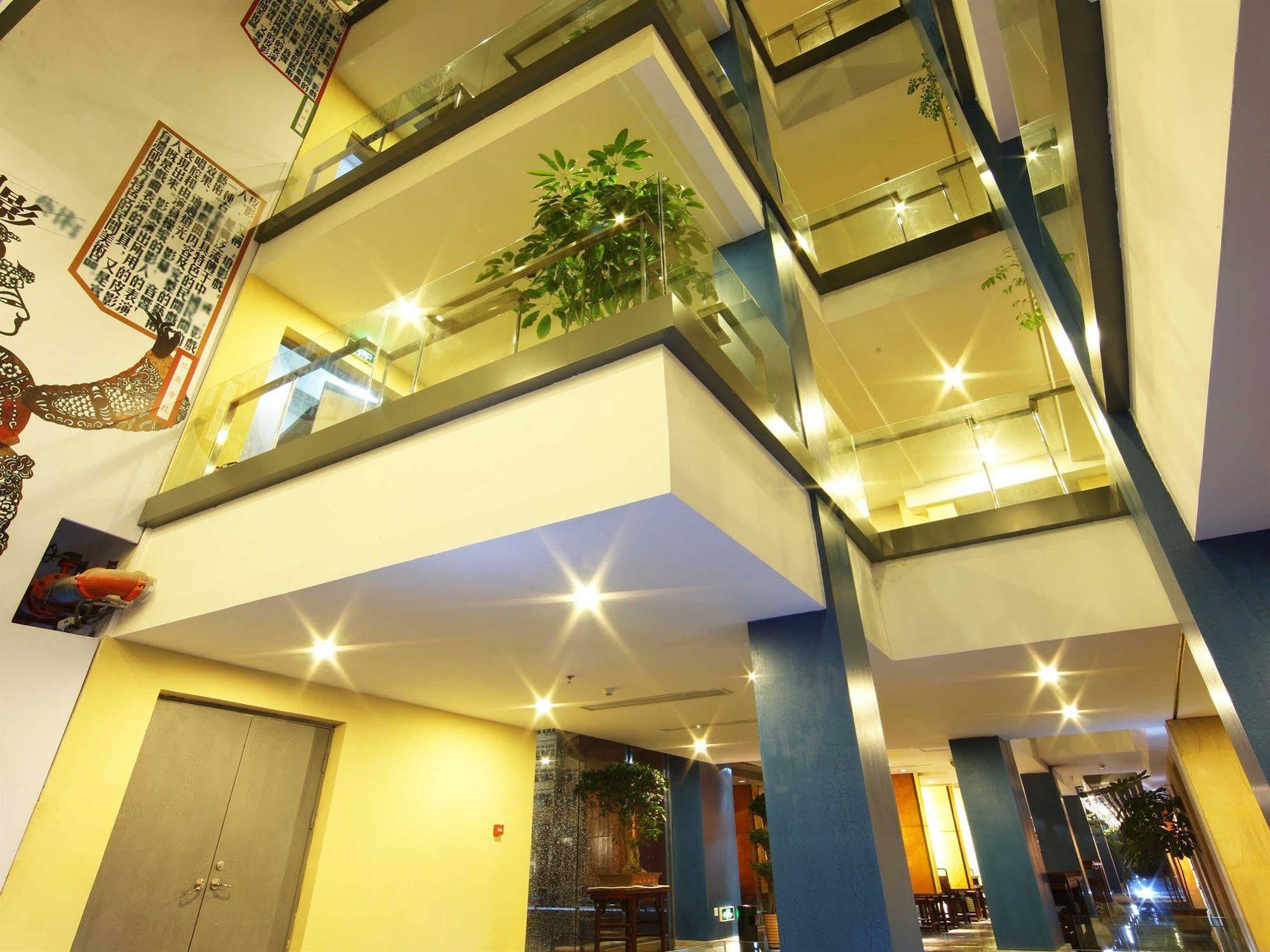 China Community Art Habitat Hotel Qingdao Eksteriør billede